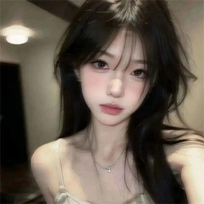 公寓里的两个女人